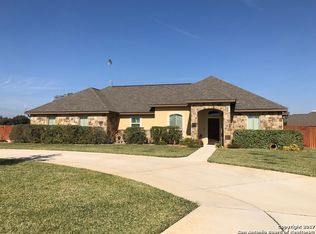 1728 Camden Ln, Pleasanton, TX 78064