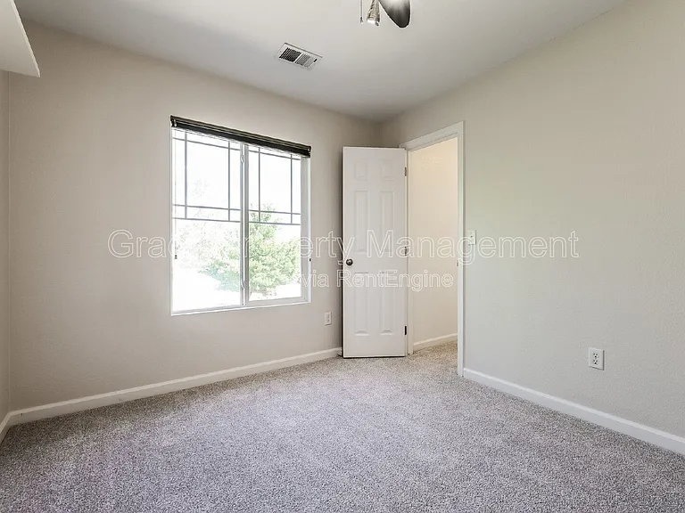 4731 Lucca Dr — Photo 14