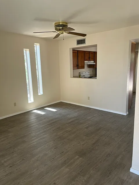 2 bed, 1165 sqft, $1,400 — Photo 4