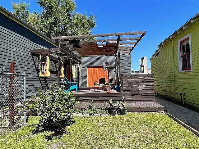 2515 Upperline St — Photo 22