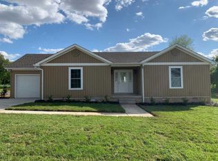 131 Cedar St, Trenton, KY 42286