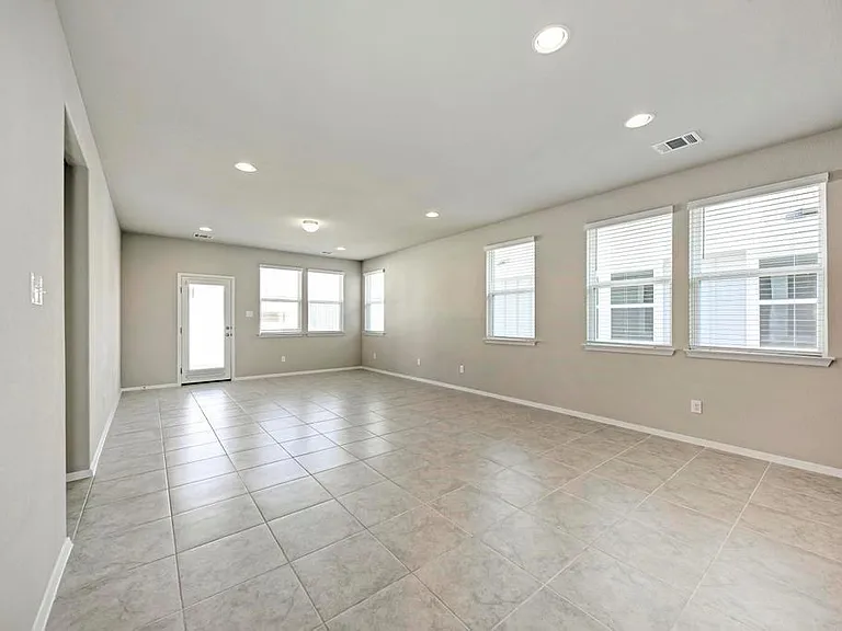 1209 Goforth Rd — Photo 12
