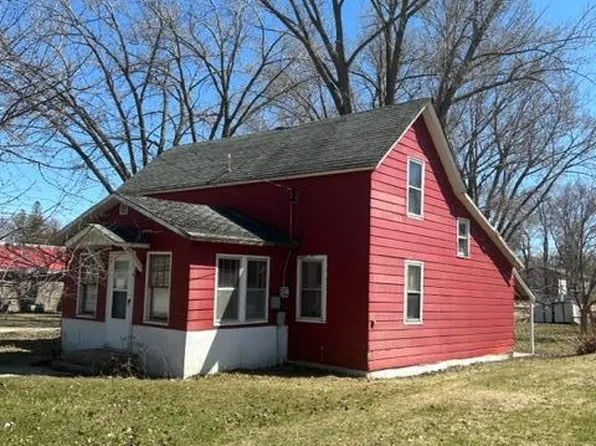 403 W Nokomis St, Osakis, MN 56360