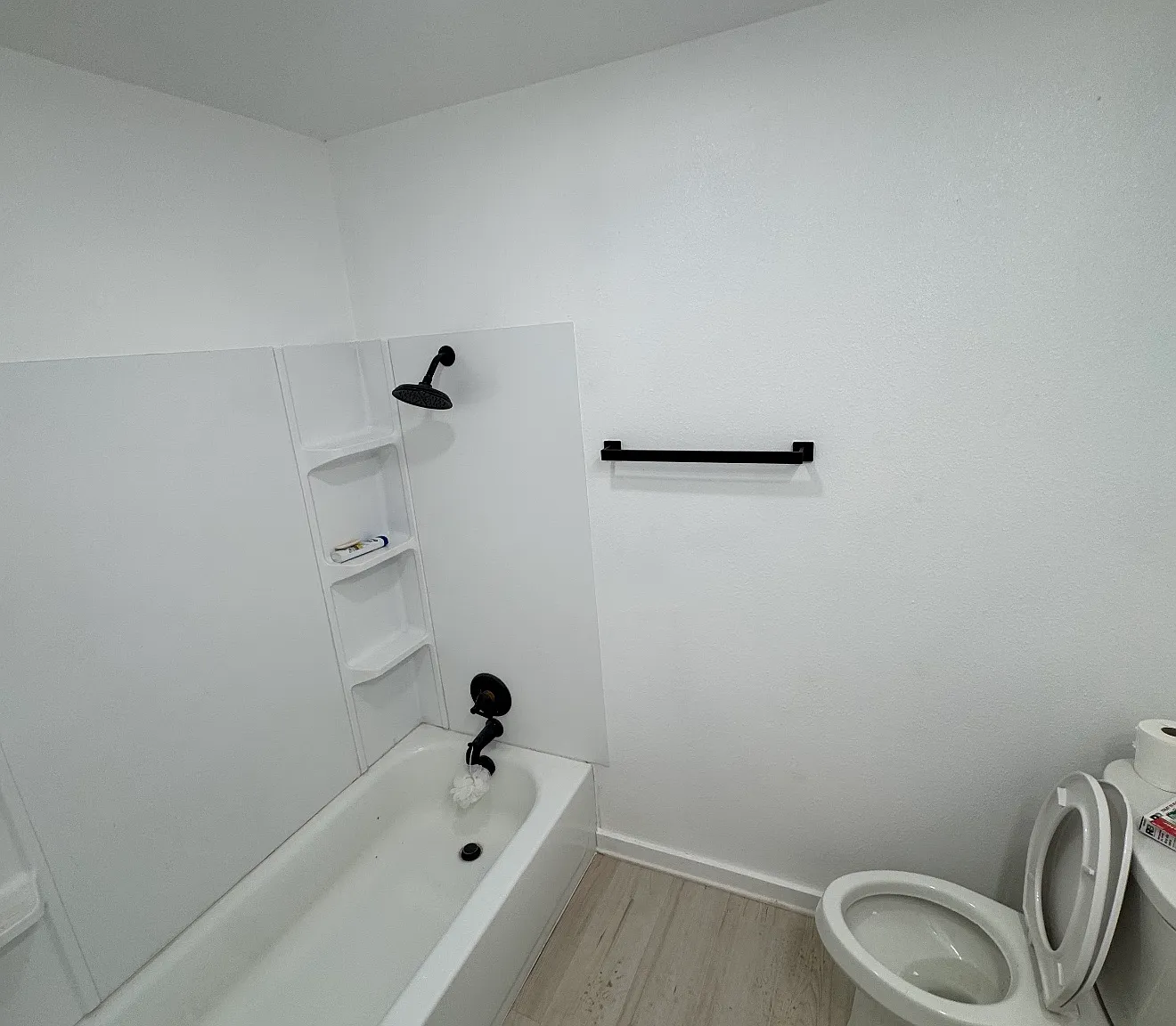 3 bed, 1318 sqft, $1,475 — Photo 2