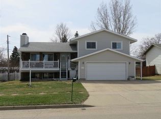 2715 W Central Ave, Minot, ND 58701