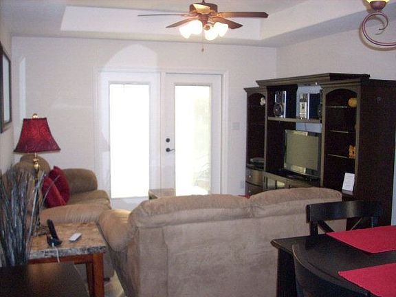 5th image of 34 Pinehurst Dr