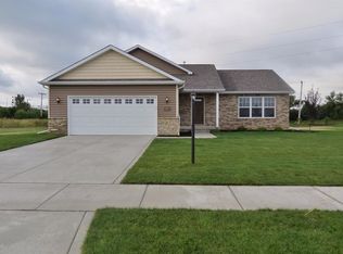 18474 Peggy Sue Dr, Lowell, IN 46356
