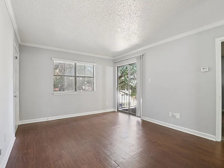 Madeira Apartments at Live Oak — Photo 71