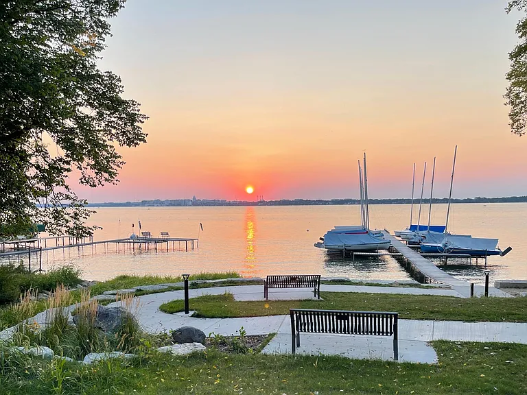 4315 Monona Dr — Photo 6