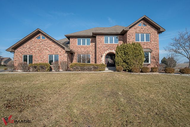 1st image of 16905 Meadowcrest Dr