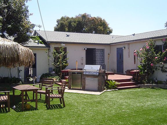 Built in BBQ, redwood deck, mini-citrus grove