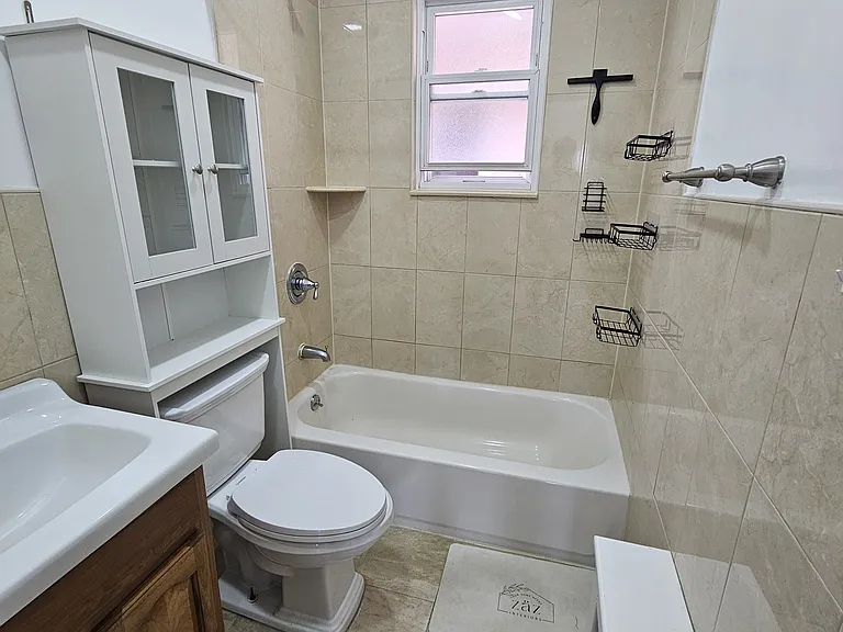 4417 Atlantic Ave #2 — Photo 5