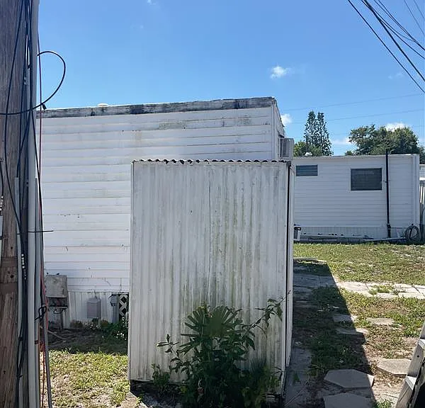 9333 Park Blvd #16-B — Photo 18