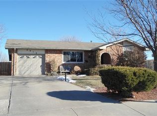 2016 N Commanche Dr, Garden City, KS 67846