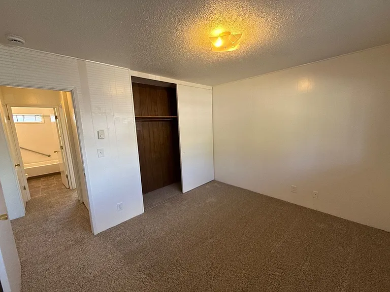 550 SW Levens St #21 — Photo 10