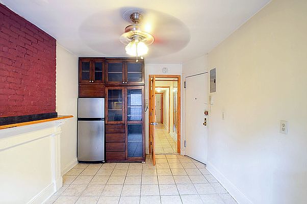 1st image of 1694 2nd Ave #5SE
