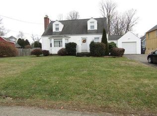 20 Adams Ave, Milford, CT 06460