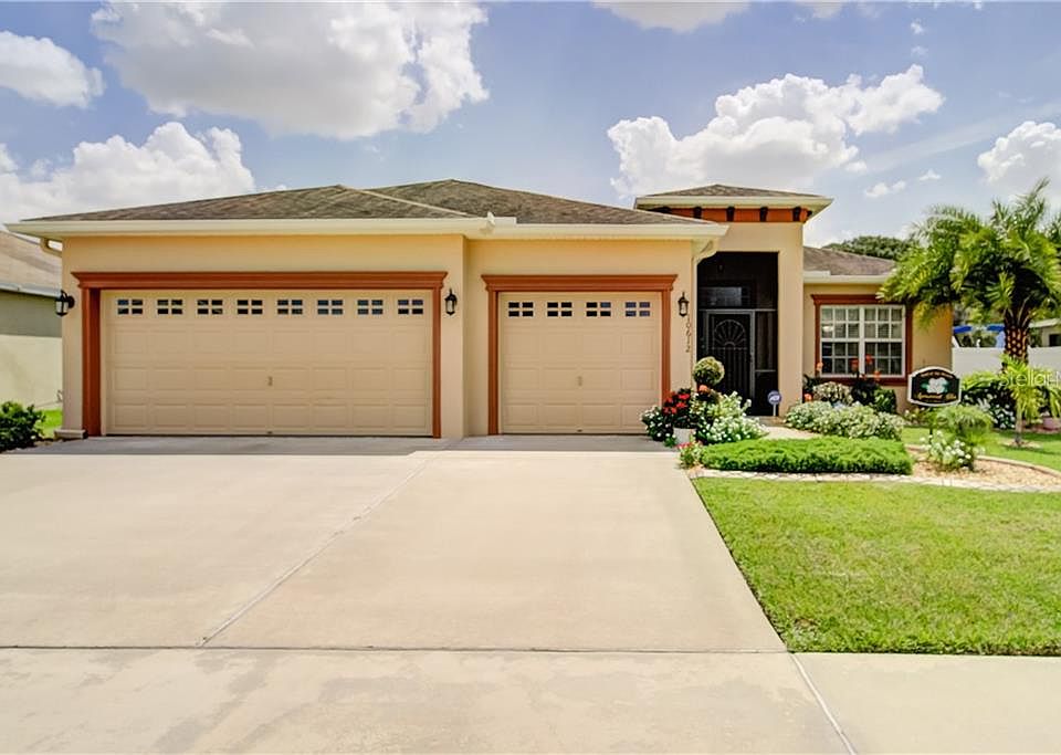 1st image of 10612 Carloway Hills Dr