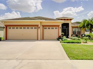 10612 Carloway Hills Dr, Wimauma, FL 33598