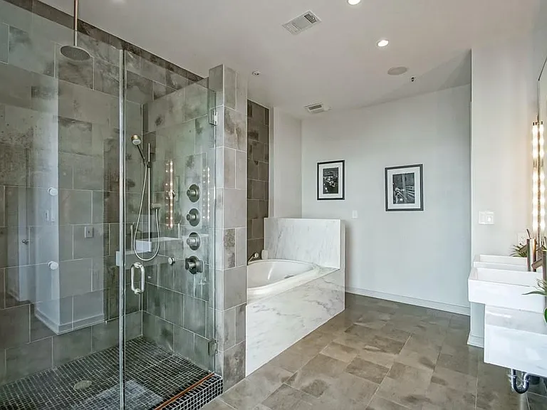 801 Saint Joseph St #1 PENTHOUSE — Photo 19