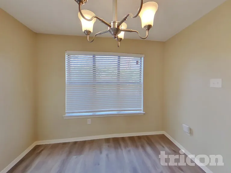 1015 Cedar Run Dr — Photo 4