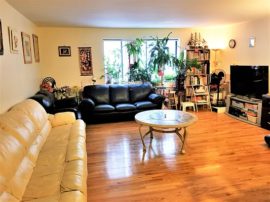 Sold by Pride Estates | media 20