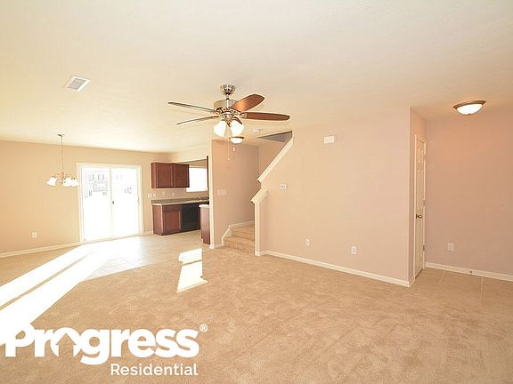 3rd image of 3307 Hapsburg Way