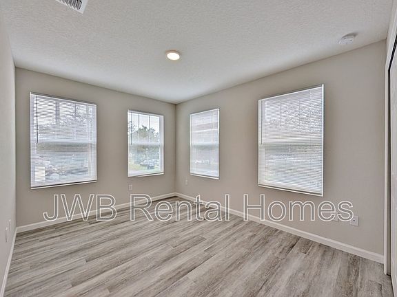 5th image of 1210 Grant St
