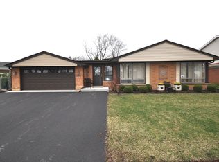7802 Palma Ln, Morton Grove, IL 60053