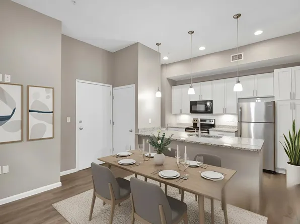 Columbus Lofts, 2097 Columbus Rd APT 3, Cleveland, OH 44113
