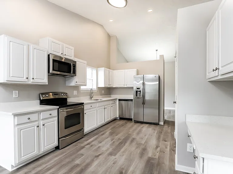 3208 Bradford Pear Dr — Photo 8