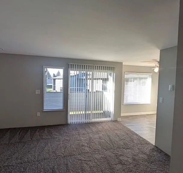 Stillwater Apartments — Photo 19