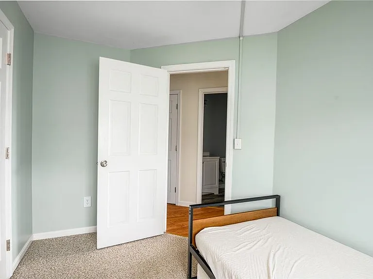 611 Ocean Blvd #3 — Photo 28