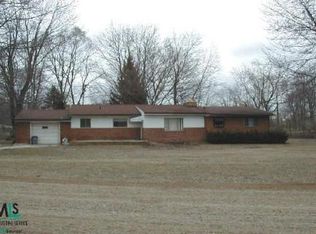 3799 Bendelow St, Rochester, MI 48307