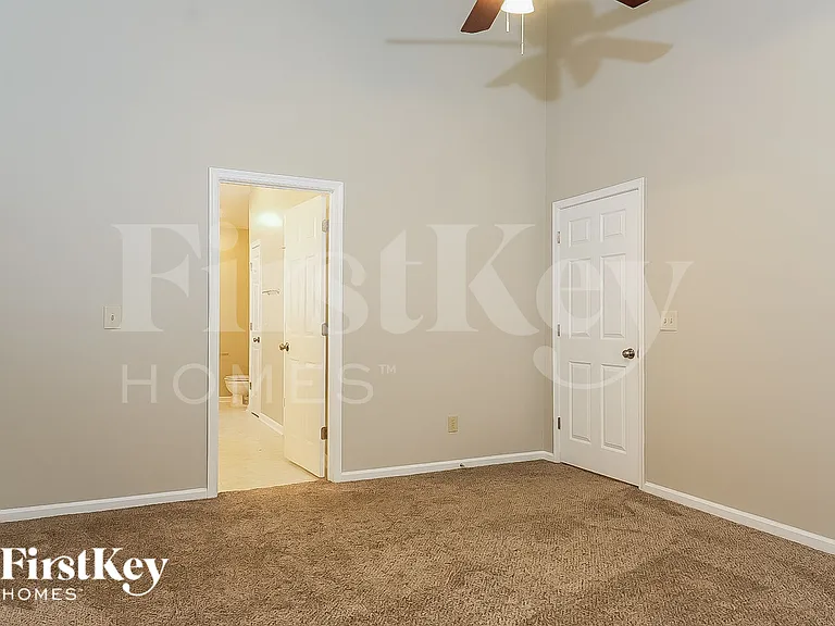 1711 Kildare Woods Dr — Photo 10