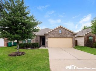 2305 Shady Tree Ln, Conroe, TX 77301
