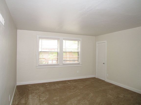 4th image of 110 Tyler Cres E APT 4
