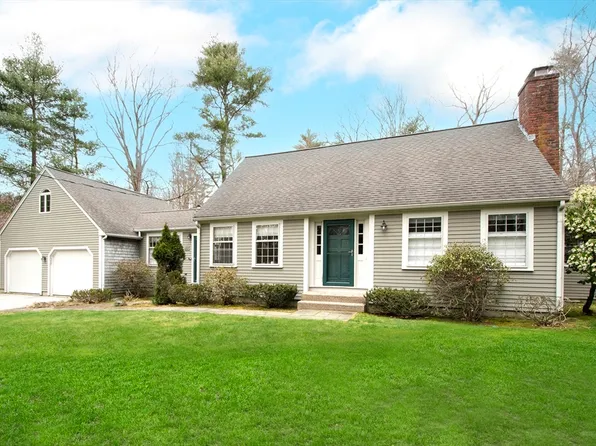 384 Cross St, Norwell, MA 02061