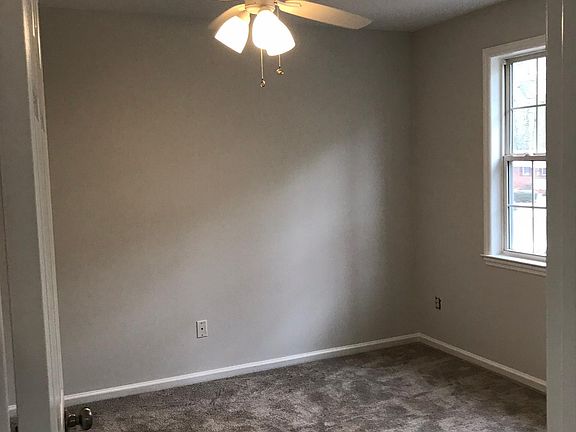 5th image of 129 Charter Dr