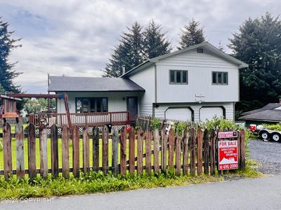 916 Thorsheim St, Kodiak, AK, 99615