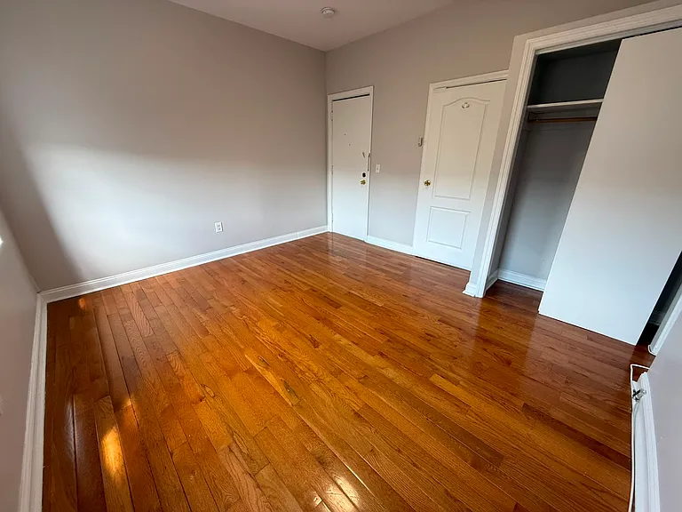 6308 Broadway #5E — Photo 11