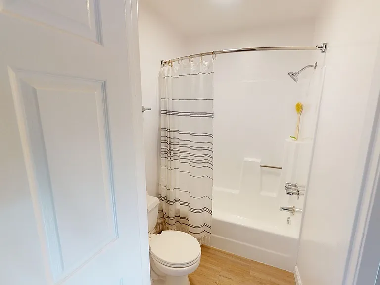 Mentone Apartments — Photo 33