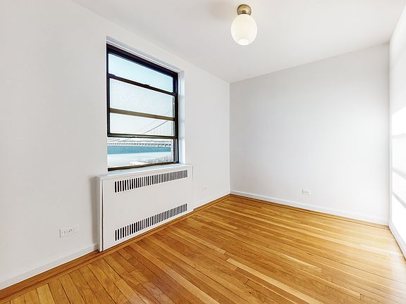 5th image of 200 Haven Ave #48