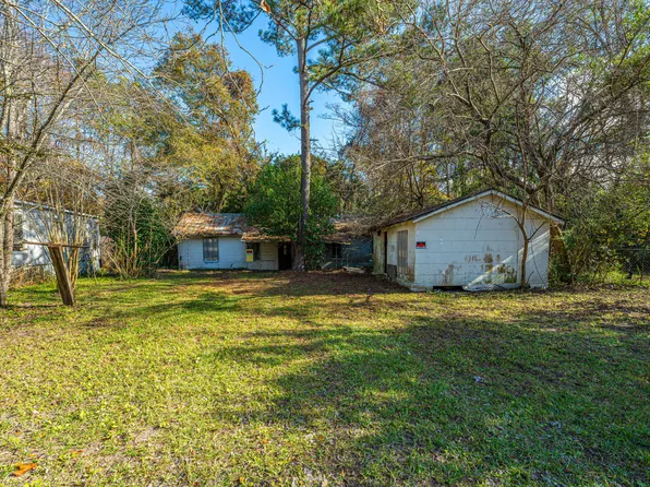 4230 Barnwell Ave, North Charleston, SC 29405