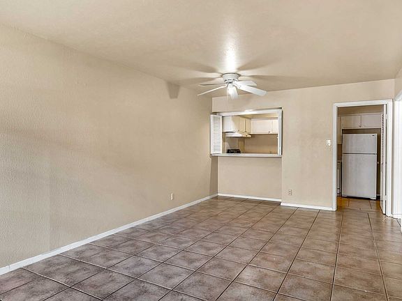 4th image of 3301 S Broadway Ave #F26