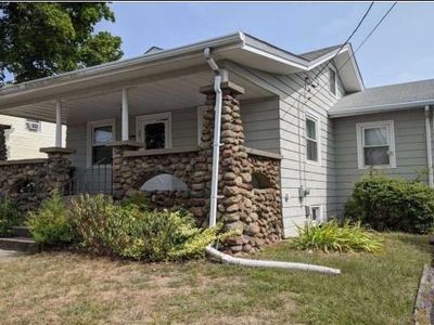 29 Madison St, Pawtucket, RI, 02861