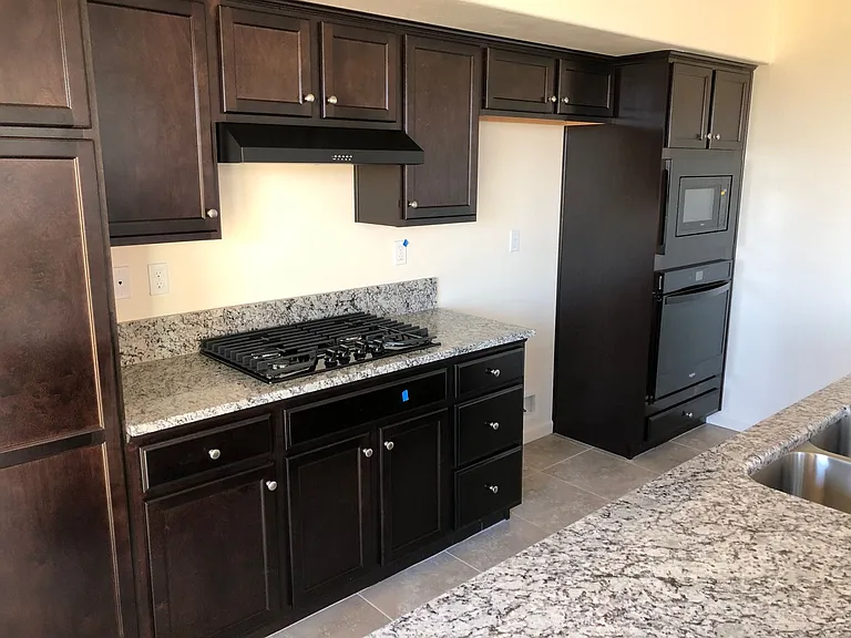 166 Barker Ln — Photo 15