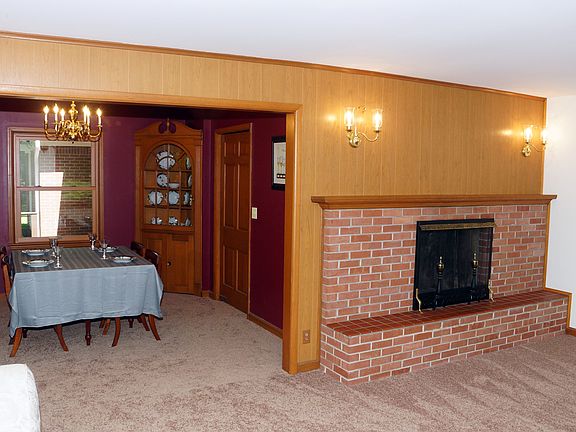 4th image of 2550 Blue Grass Dr