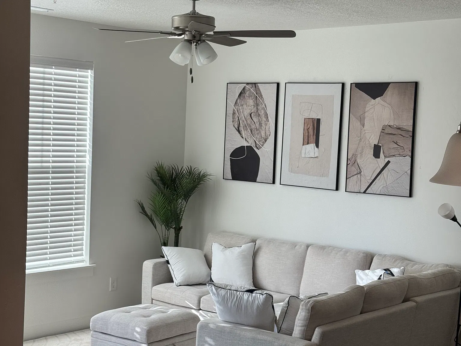 3 bed, 1260 sqft, $685 — Photo 3