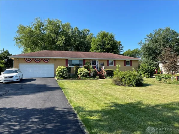 10368 Upper Lewisburg Salem Rd, Brookville, OH 45309